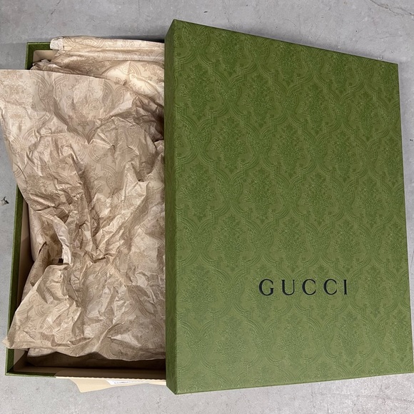 Gucci box - Picture 2 of 2